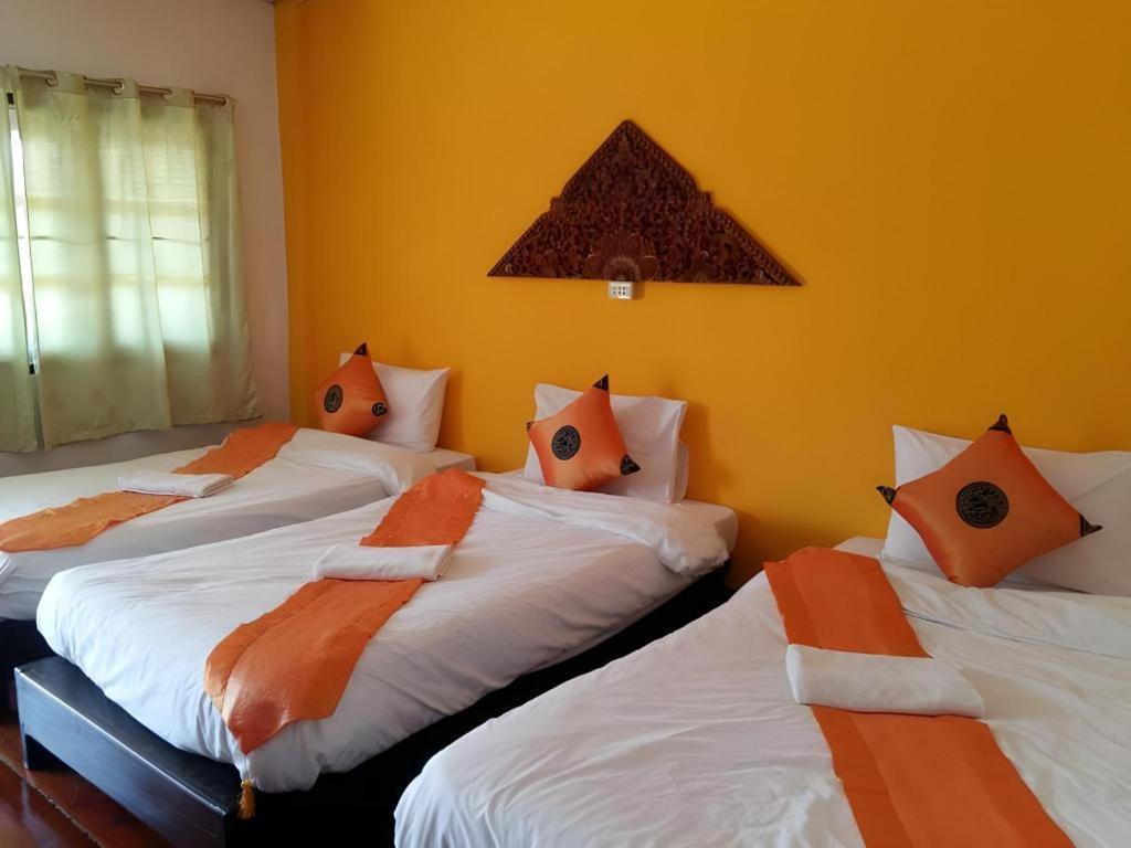 Umphangburiresort Buitenkant foto