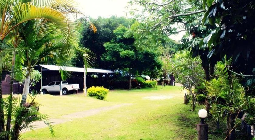 Umphangburiresort Buitenkant foto